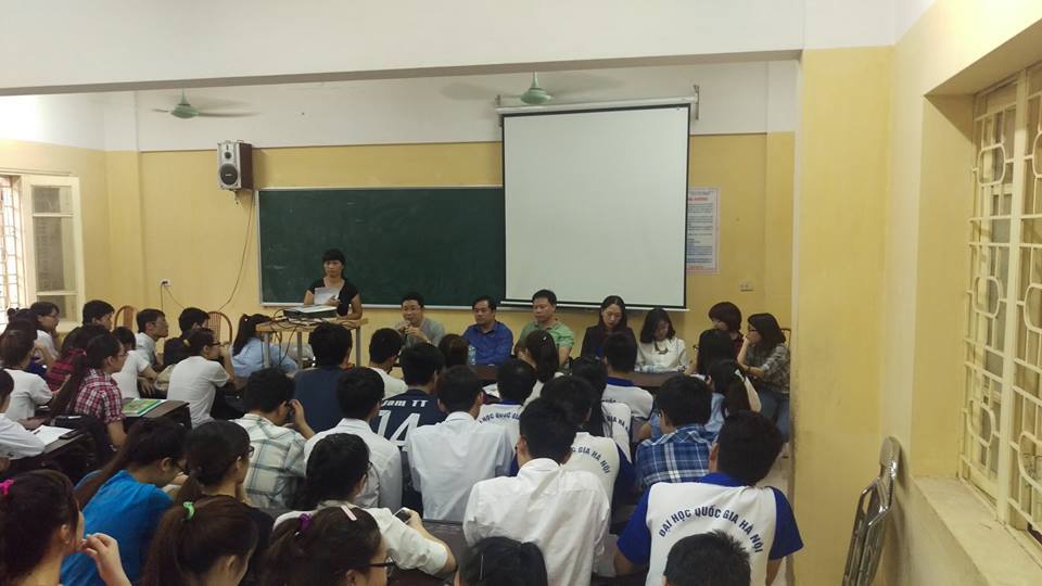 Tham dự buổi giao lưu hướng nghiệp cho sinh viên trường ĐH KHTN Tham dự buổi giao lưu hướng nghiệp cho sinh viên trường ĐH KHTN